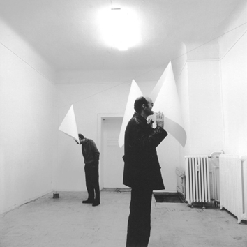 Udo Idelberger, Klanginstallation im Kunstverein Giannozzo, Berlin 1987